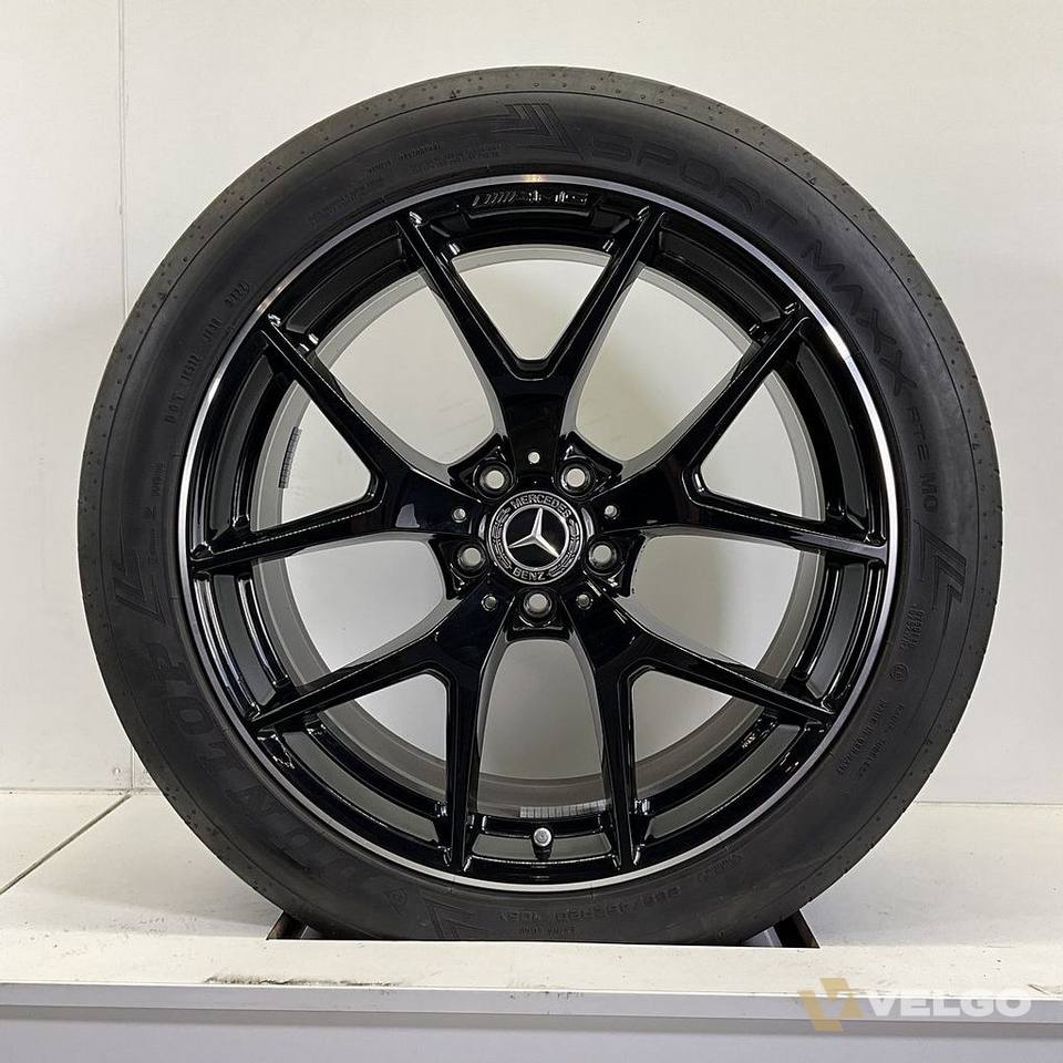 MERCEDES GLC BREEDSET VELGEN + ZOMERBANDEN 20 INCH — foto 2