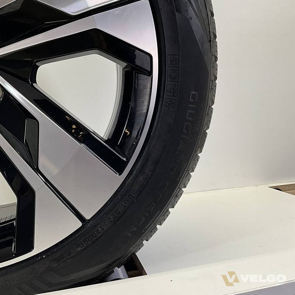 VOLVO V60 CROSS COUNTRY VELGEN SET WINTERBANDEN 18 INCH * — foto 6