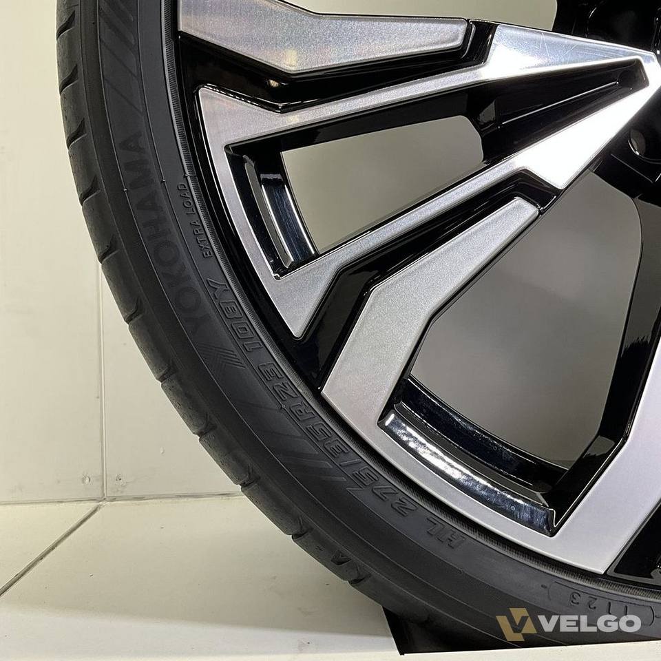 BMW X7 G07 ZOMERBANDEN 23 INCH ORIG TPMS 914i — foto 7