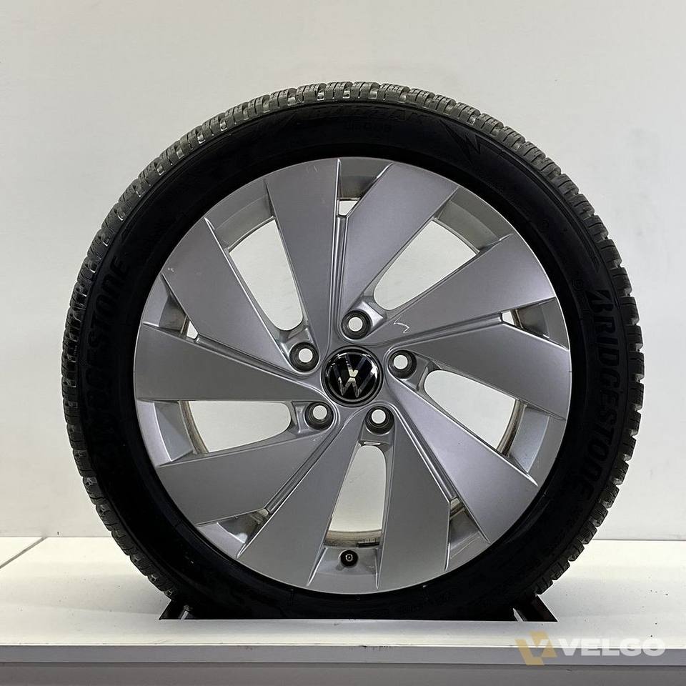 VOLKSWAGEN TIGUAN TAYRON VELGEN SET WINTERBANDEN 17 INCH — foto 3