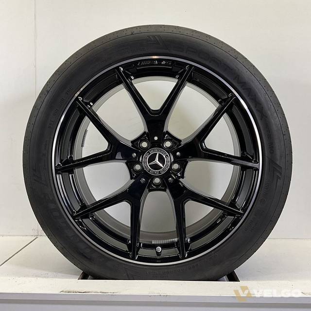 MERCEDES GLC BREEDSET VELGEN + ZOMERBANDEN 20 INCH — foto 1