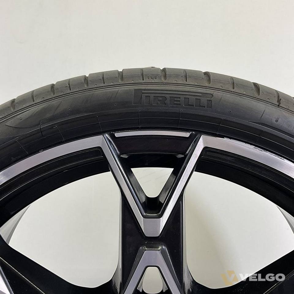 BMW 5 SERIE G60 G61 SET VELGEN + ZOMER BANDEN 21 INCH ORIG. 943M — foto 3