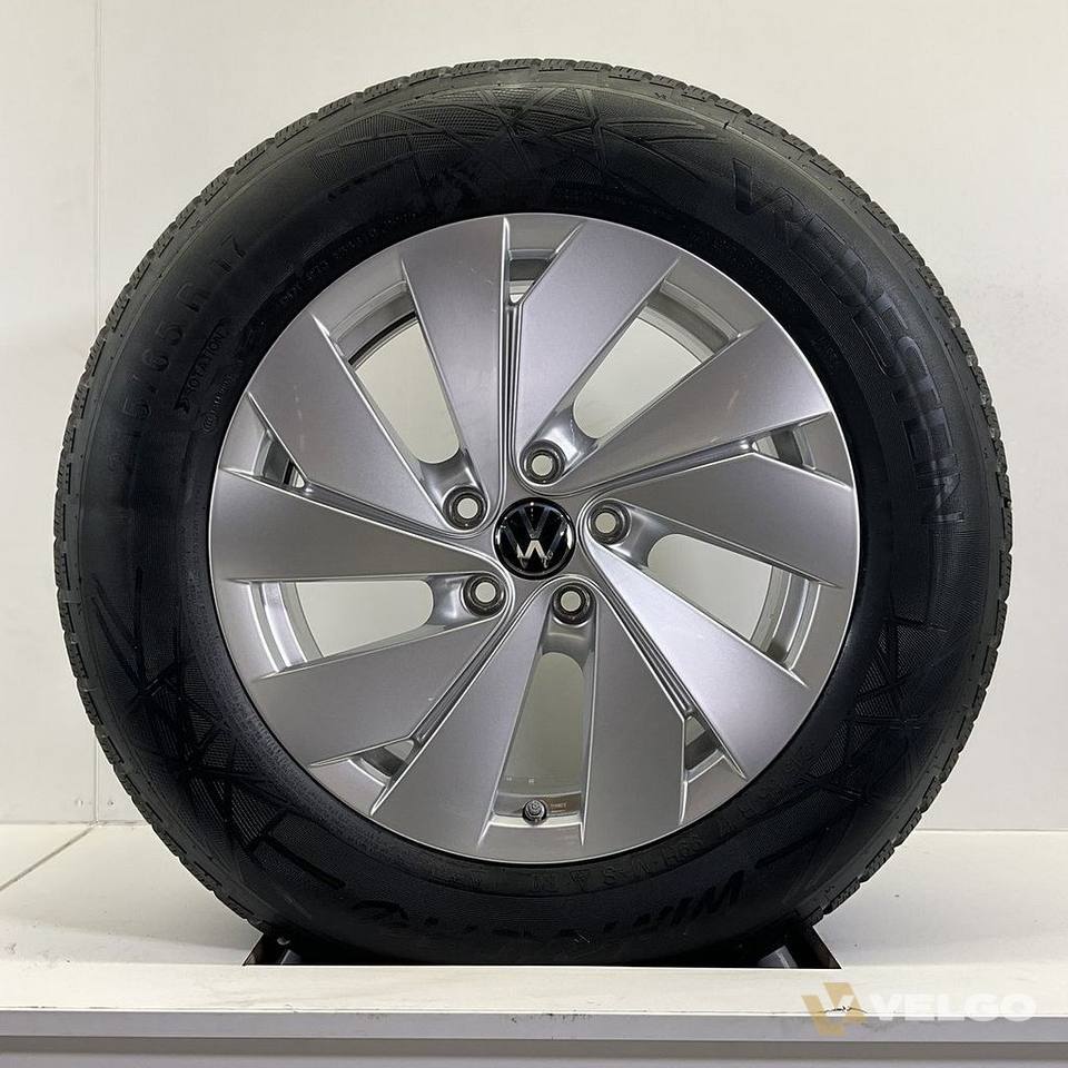 DEMO VOLKSWAGEN TIGUAN TAYRON VELGEN SET WINTERBANDEN 17 INCH — foto 3