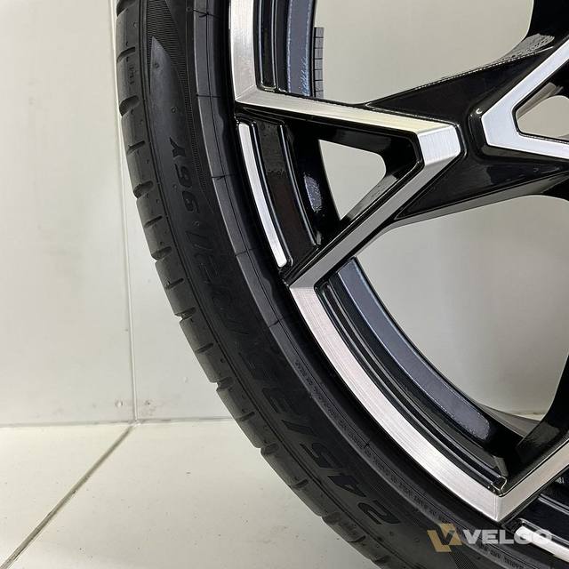 BMW 5 SERIE G60 G61 SET VELGEN + ZOMER BANDEN 21 INCH ORIG. 943M — foto 4