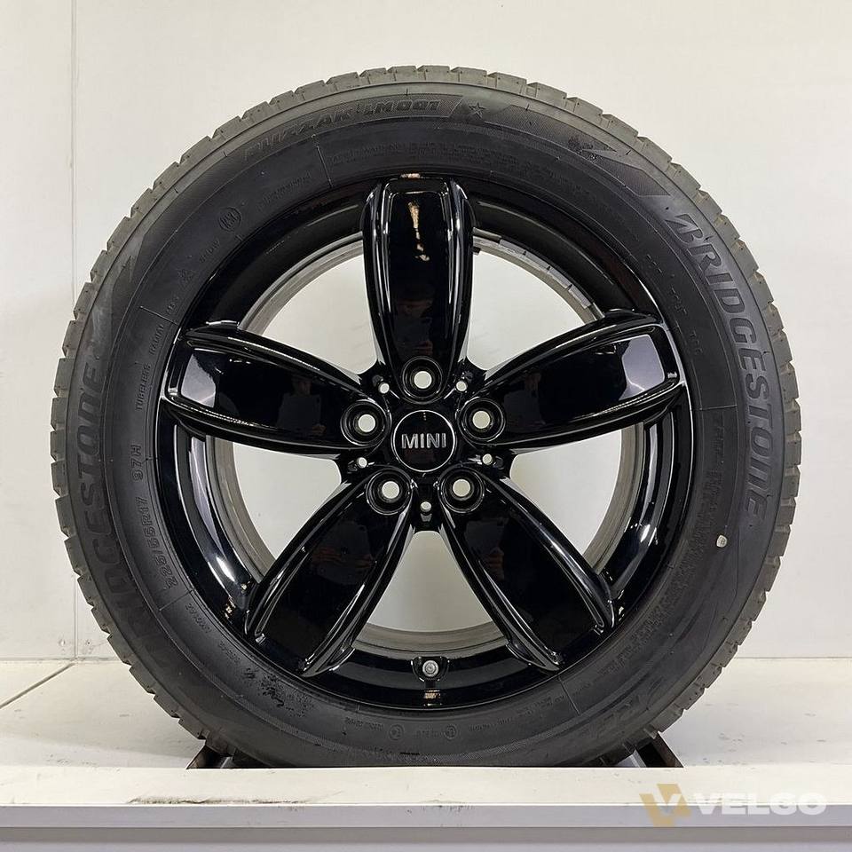 MINI JCW F60 531 STYLING SET VELGEN + WINTERBANDEN 17 INCH — foto 1