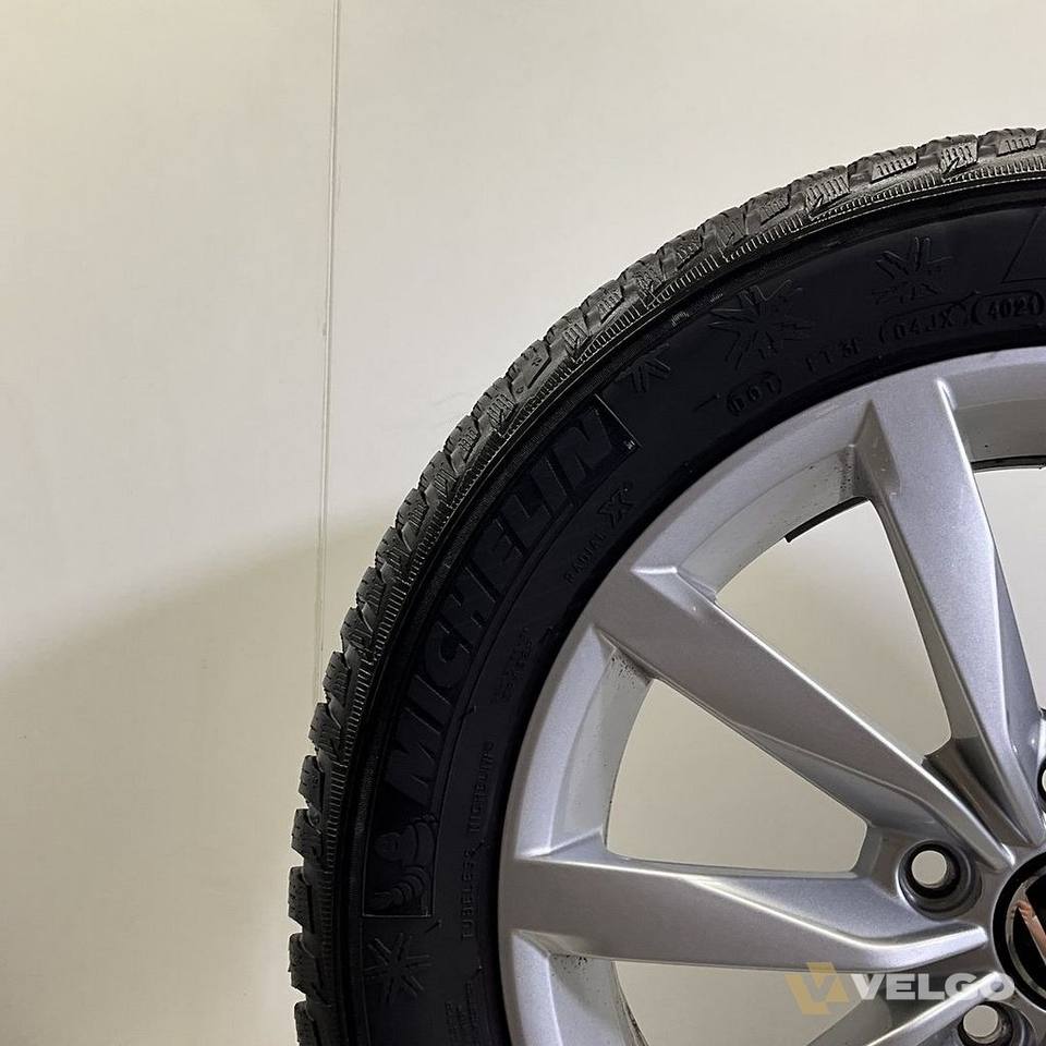 VOLKSWAGEN T-ROC PASSAT VELGEN DIJON SET WINTERBANDEN 17 INCH — foto 6
