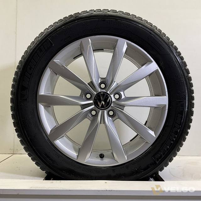 VOLKSWAGEN T-ROC PASSAT VELGEN DIJON SET WINTERBANDEN 17 INCH — foto 2