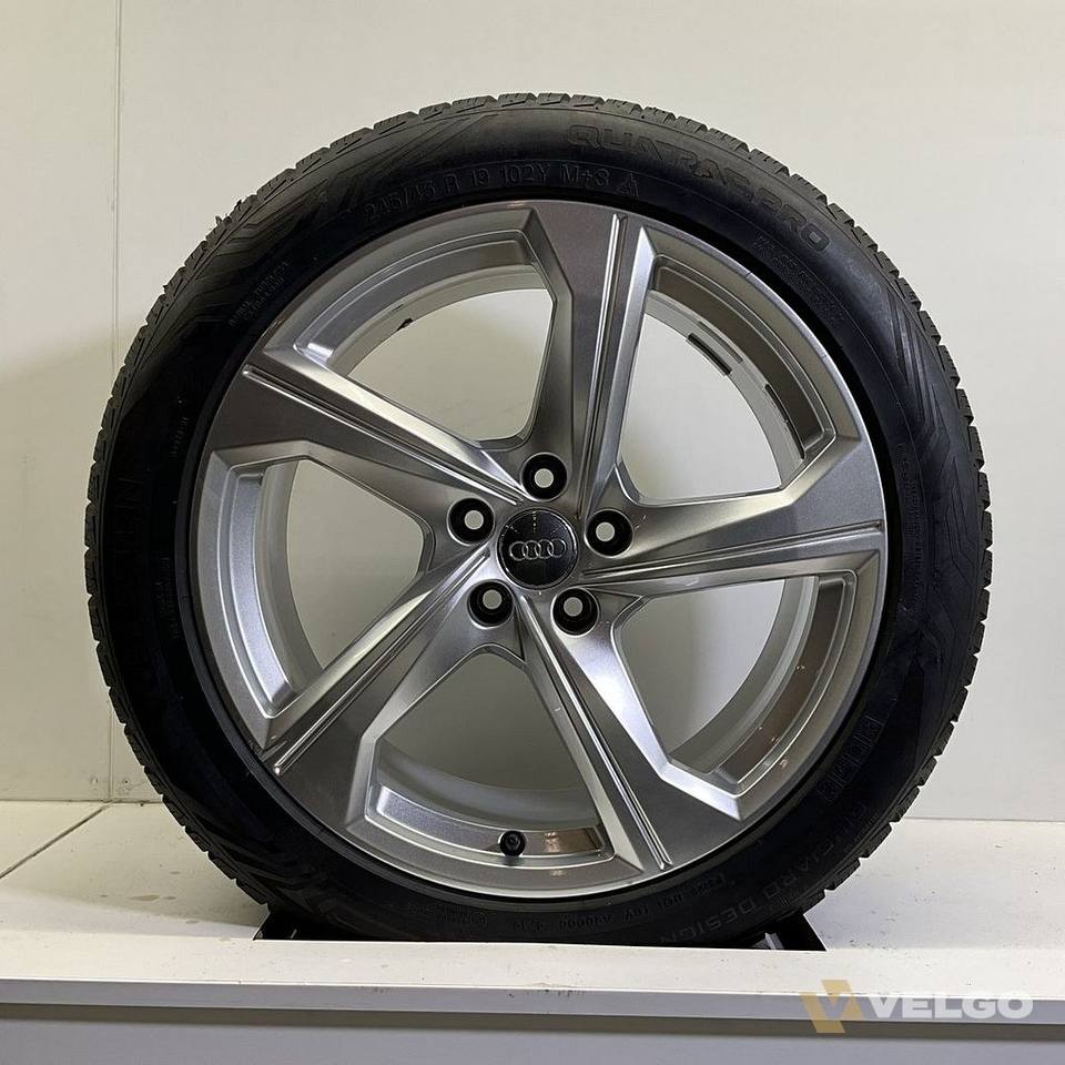 AUDI A6 A7 SET VElGEN + WINTERBANDEN 19 INCH — foto 1