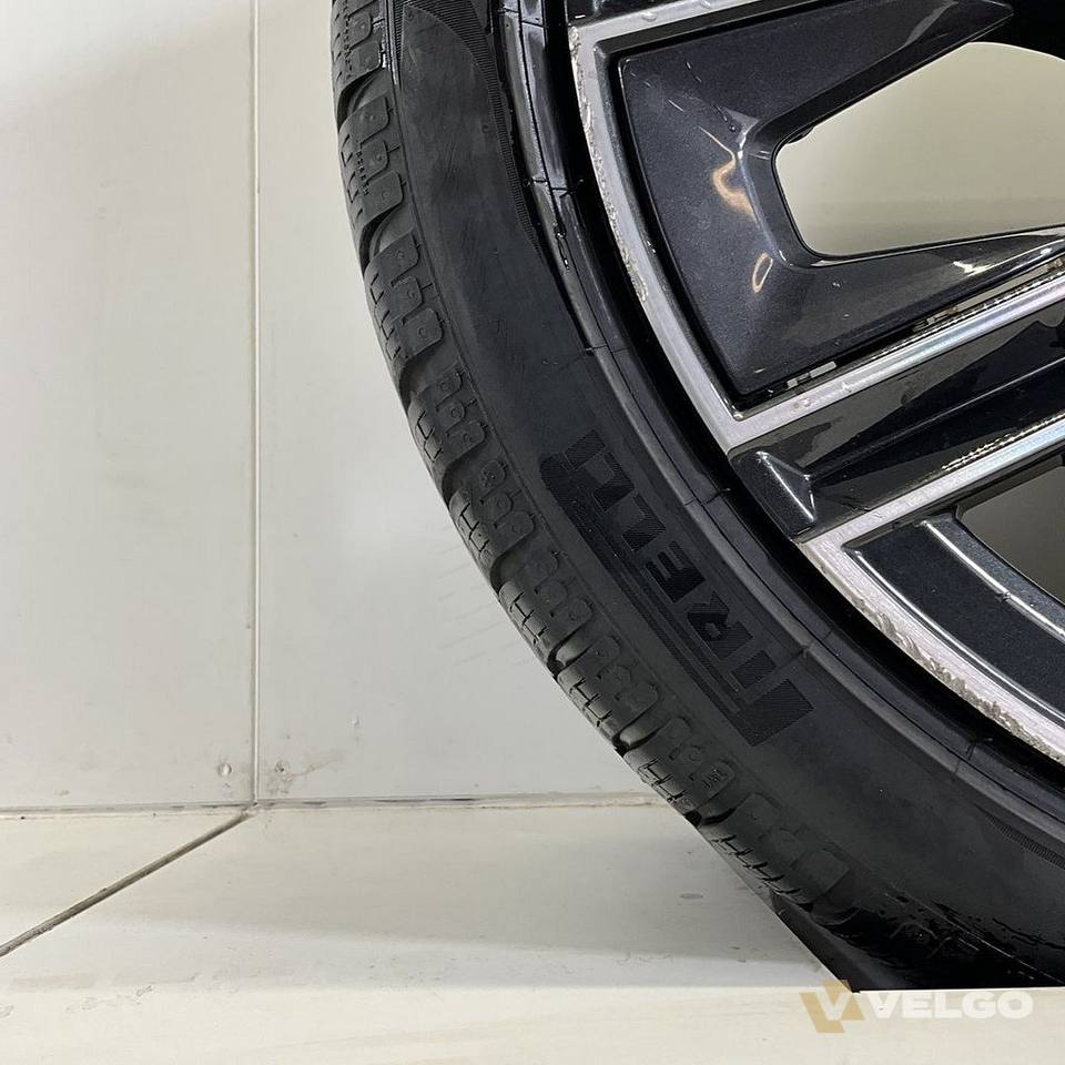 BMW 5 SERIE G60 G61 SET VELGEN + WINTERBANDEN 20 INCH ORIG. 939M — foto 4