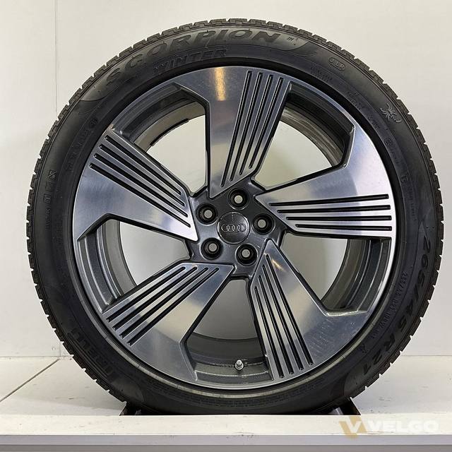 AUDI Q7 SQ7 ETRON Q8 ETRON SET VELGEN + WINTERBANDEN 21INCH — foto 1