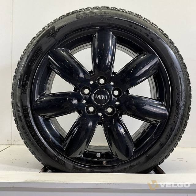 MINI JCW F54 528 STYLING SET VELGEN + WINTERBANDEN 17 INCH — foto 1