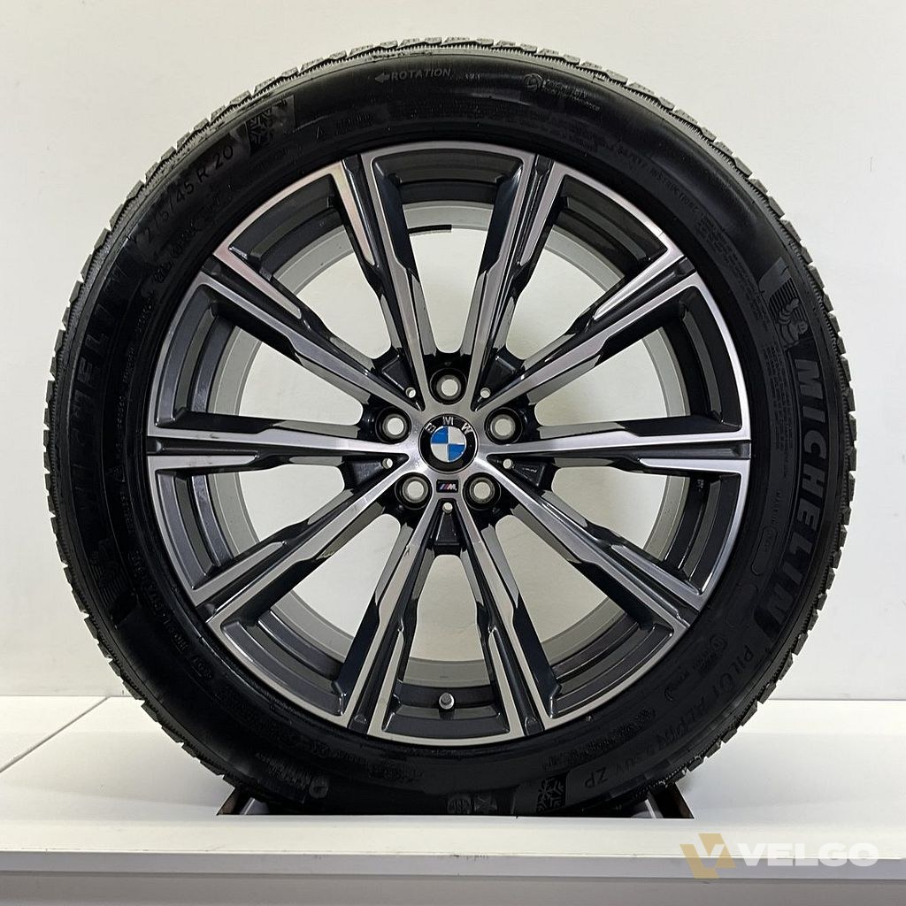 BMW X5 G05 EN X6 G06 SET VELGEN + WINTERBANDEN 20 INCH ORIG. 740M