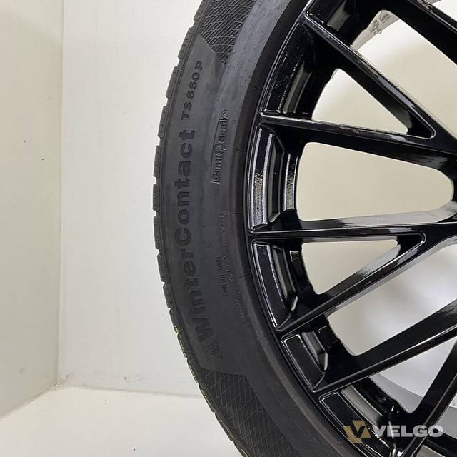 VOLKSWAGEN ID4 VELGEN BREEDSET WINTERBANDEN 20 INCH — foto 9