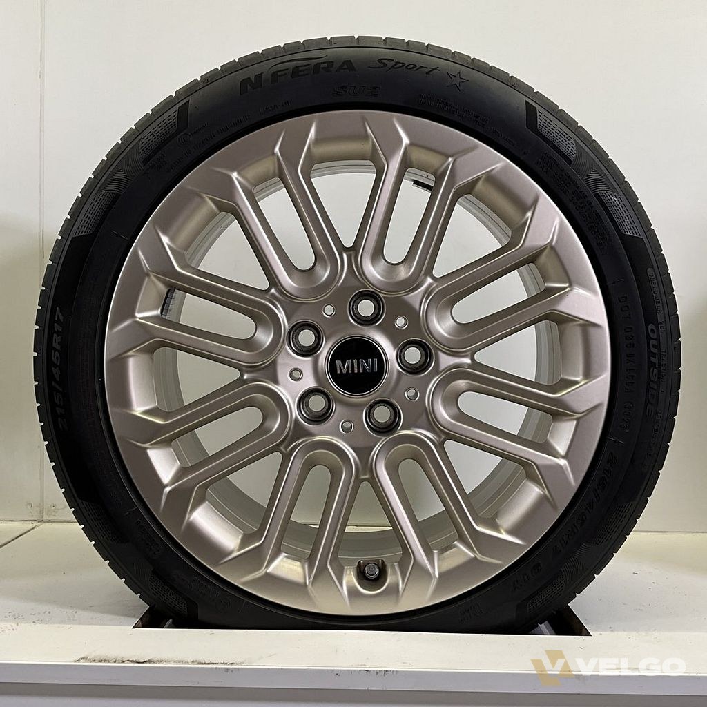 MINI COUNTRYMAN F65 F66 F67 956 SET VELGEN + ZOMERBANDEN 17 INCH