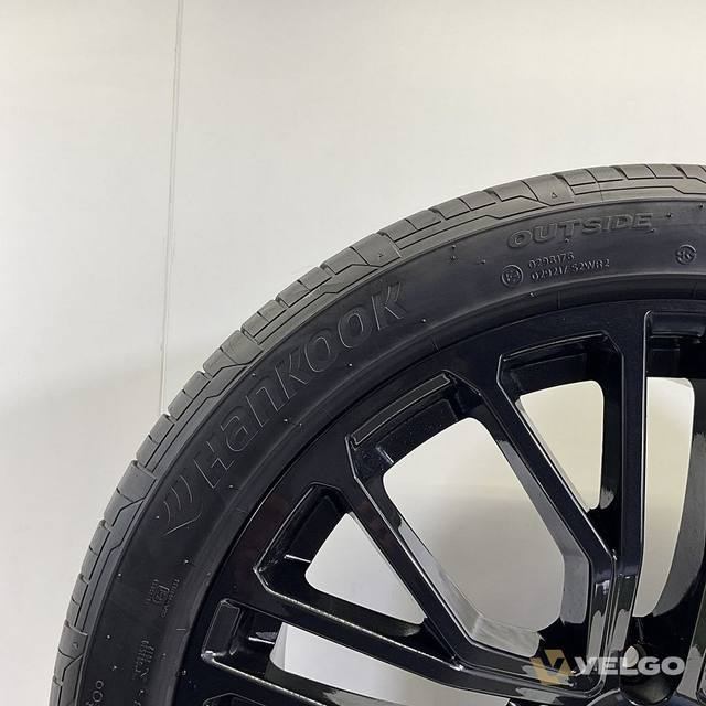 AUDI RSQ8 SQ8 Q8 SET VELGEN + ZOMERBANDEN 22 INCH — foto 5