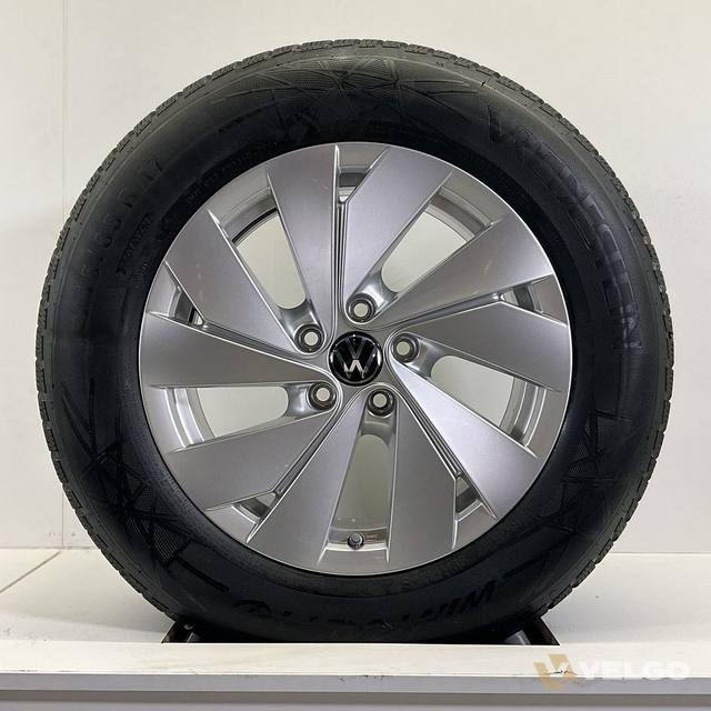 DEMO VOLKSWAGEN TIGUAN TAYRON VELGEN SET WINTERBANDEN 17 INCH — foto 2