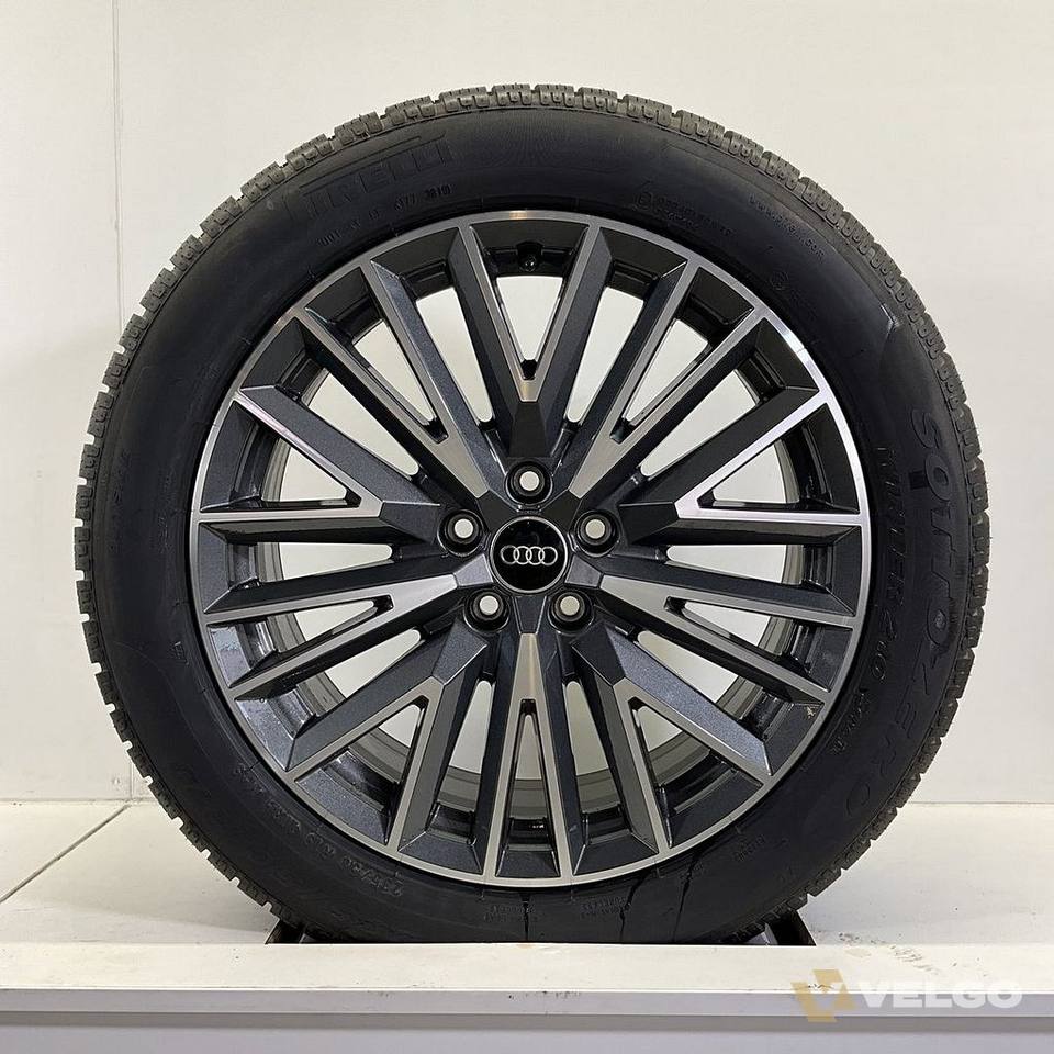 AUDI Q3 RSQ3 SET VELGEN + ZOMERBANDEN 19 INCH — foto 1