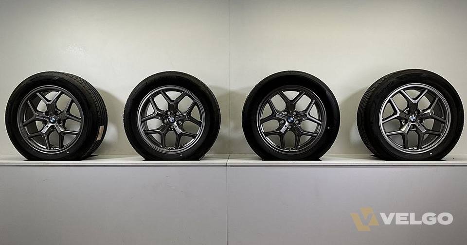 NIEUW BMW 5 SERIE G60 G61 SET VELGEN + ZOMERBANDEN 18 INCH ORIG. 932 — foto 8
