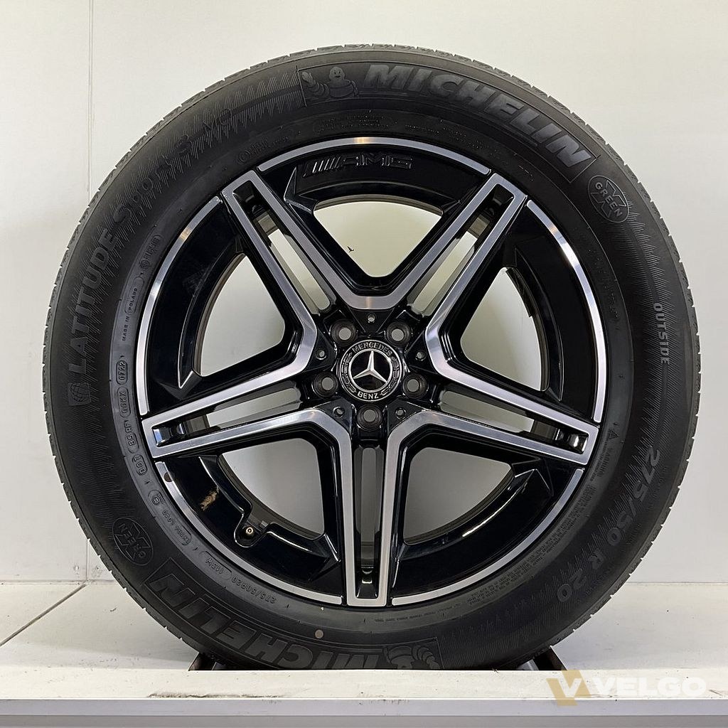 MERCEDES GLE 53 SET VELGEN + ZOMERBANDEN 20 INCH
