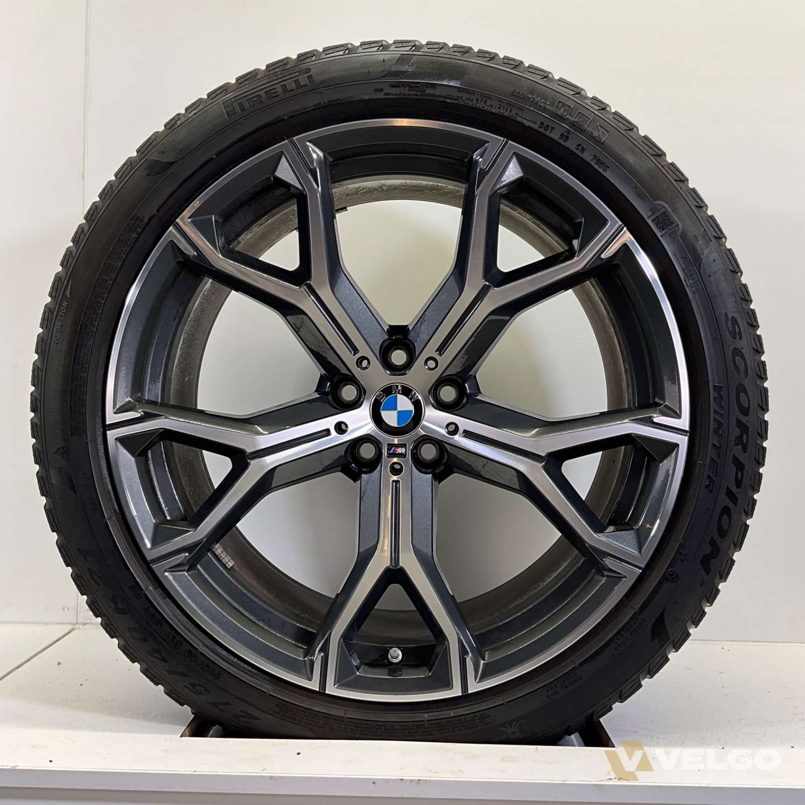 BMW X5 G05 X6 G06 BREEDSET VELGEN + WINTERBANDEN 21 INCH ORIG. 741M