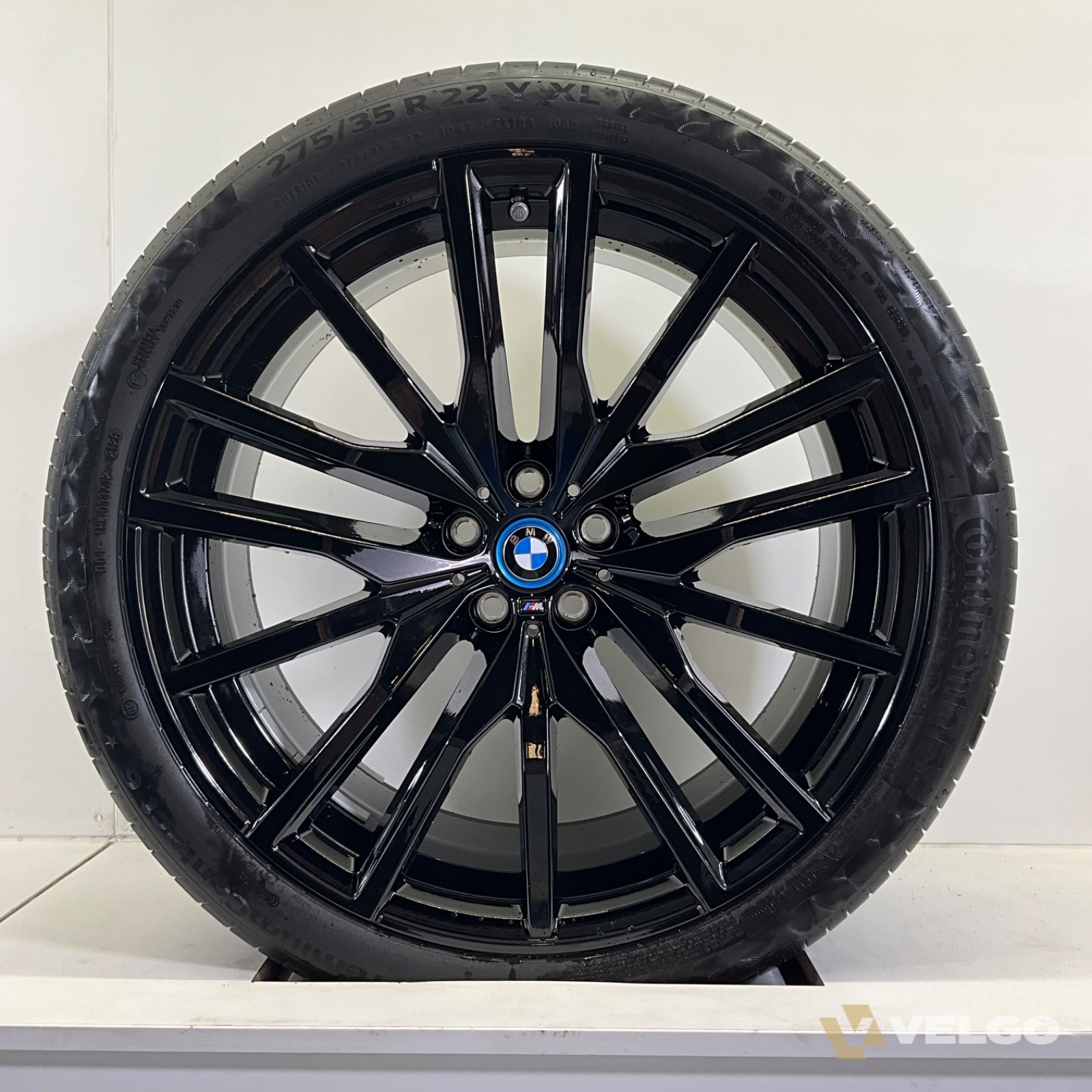 BMW X5 G05 X6 G06 BREEDSET VELGEN + ZOMERBANDEN 22 INCH 742M ORIG.