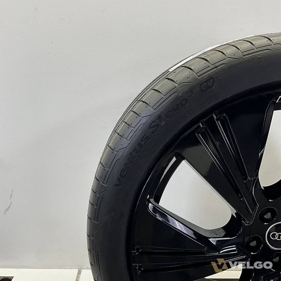 NIEUW AUDI Q8 ETRON SET VELGEN + ZOMERBANDEN 22 INCH — foto 5