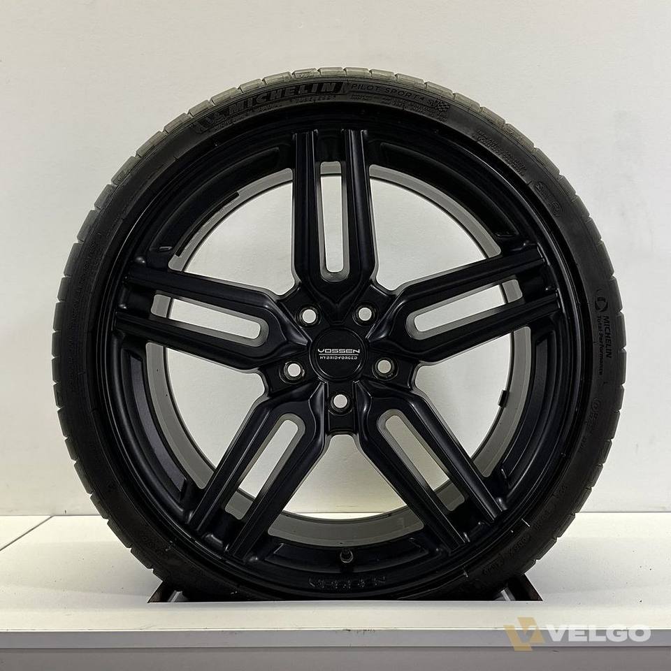 BMW 1 SERIE F40 VOSSEN BREEDSET VELGEN + ZOMERBANDEN 19 INCH — foto 2