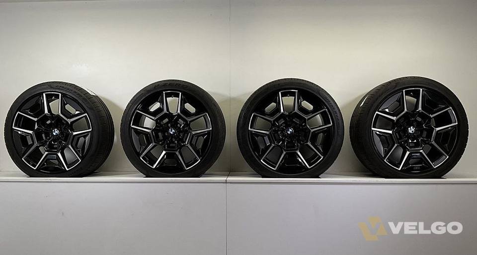 BMW XM BREEDSET VELGEN + ZOMERBANDEN 22 INCH ORIG. 922M — foto 9