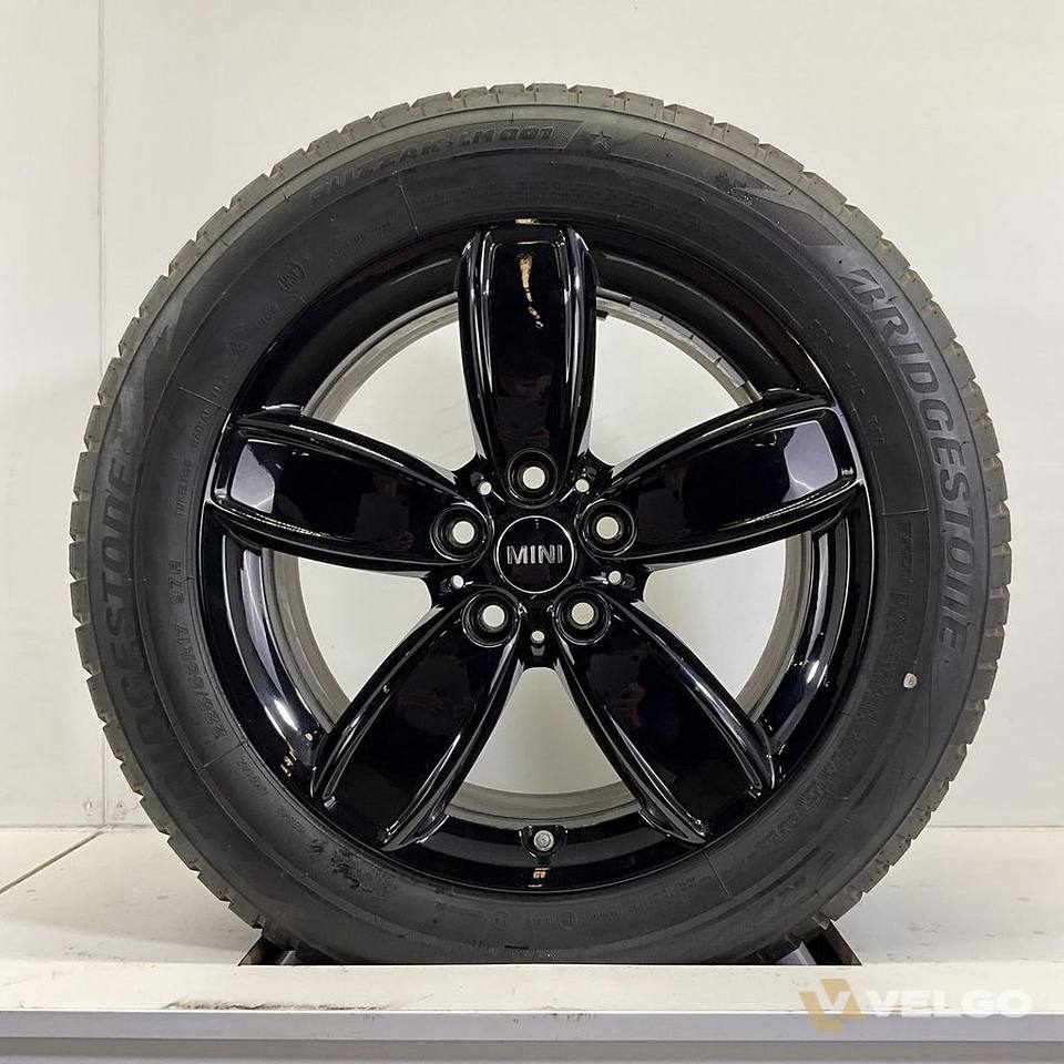 MINI JCW F60 531 STYLING SET VELGEN + WINTERBANDEN 17 INCH — foto 4