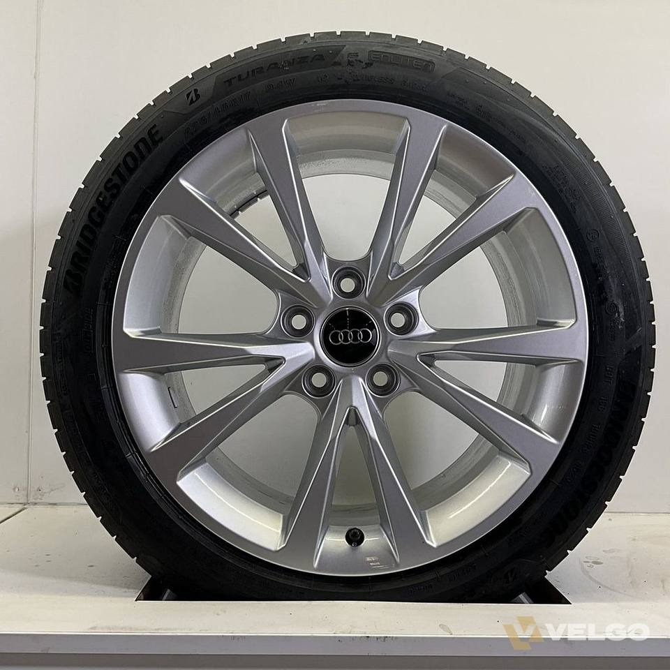 AUDI A3 SET VELGEN + ZOMERBANDEN 17 INCH — foto 2