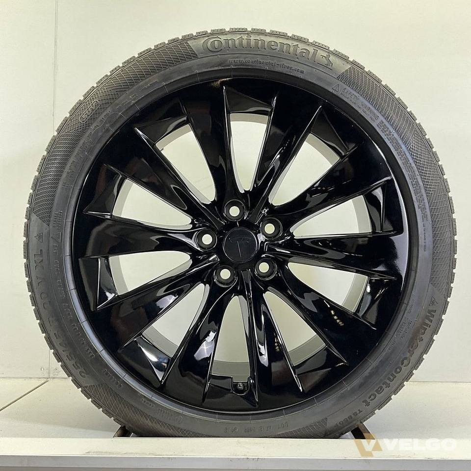 DEMO TESLA MODEL X WINTERBANDEN BREEDSET VELGEN 20 INCH — foto 2