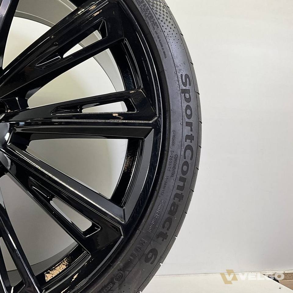 AUDI RSQ8 SQ8 Q8 SET VELGEN + ZOMERBANDEN 23 INCH — foto 5