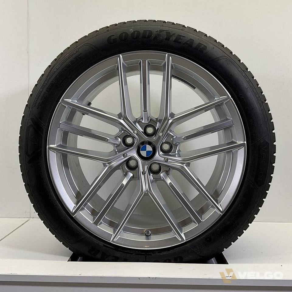 NIEUW BMW 5 SERIE G60 G61 I5 G60 SET VELGEN + 4 SEIZOENS BANDEN 19 INCH ORIG. 933 — foto 4