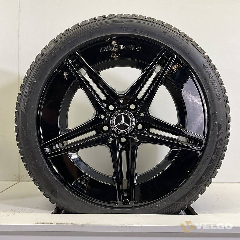MERCEDES A, B C CLA KLASSE SET VELGEN + WINTERBANDEN 18 INCH — foto 3
