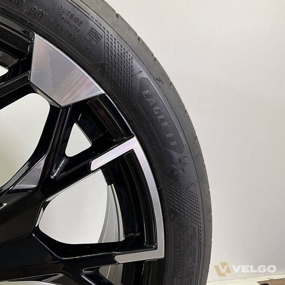 BMW 1 SERIE F70 2 SERIE F74 SET VELGEN + ZOMERBANDEN 19 INCH ORIG. 977M * — foto 6