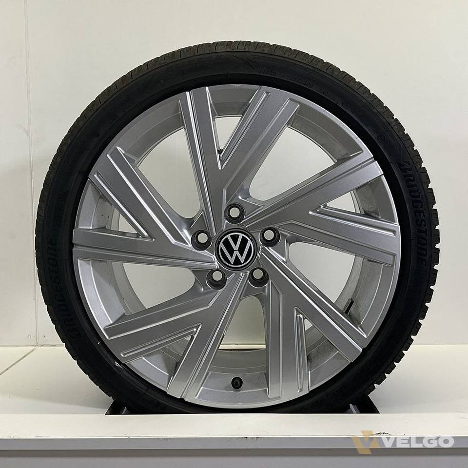 VOLKSWAGEN GOLF 8 VELGEN SET WINTERBANDEN 18 INCH — foto 2