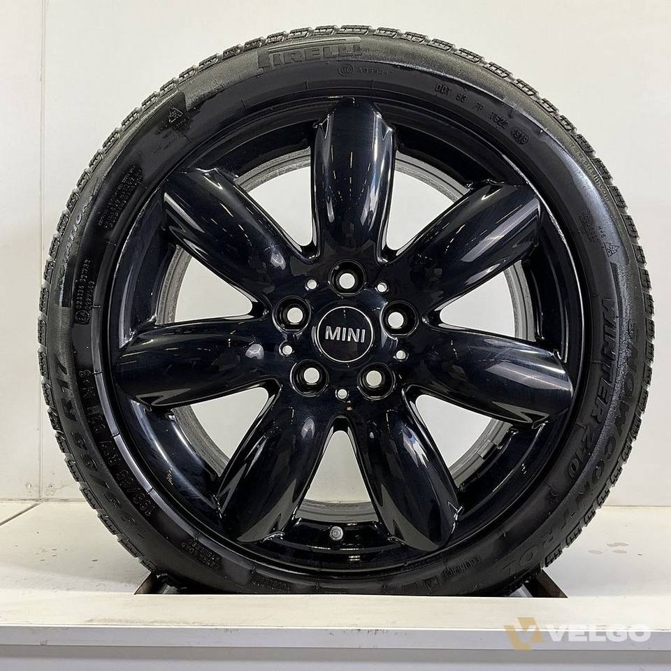 MINI JCW F54 528 STYLING SET VELGEN + WINTERBANDEN 17 INCH — foto 2