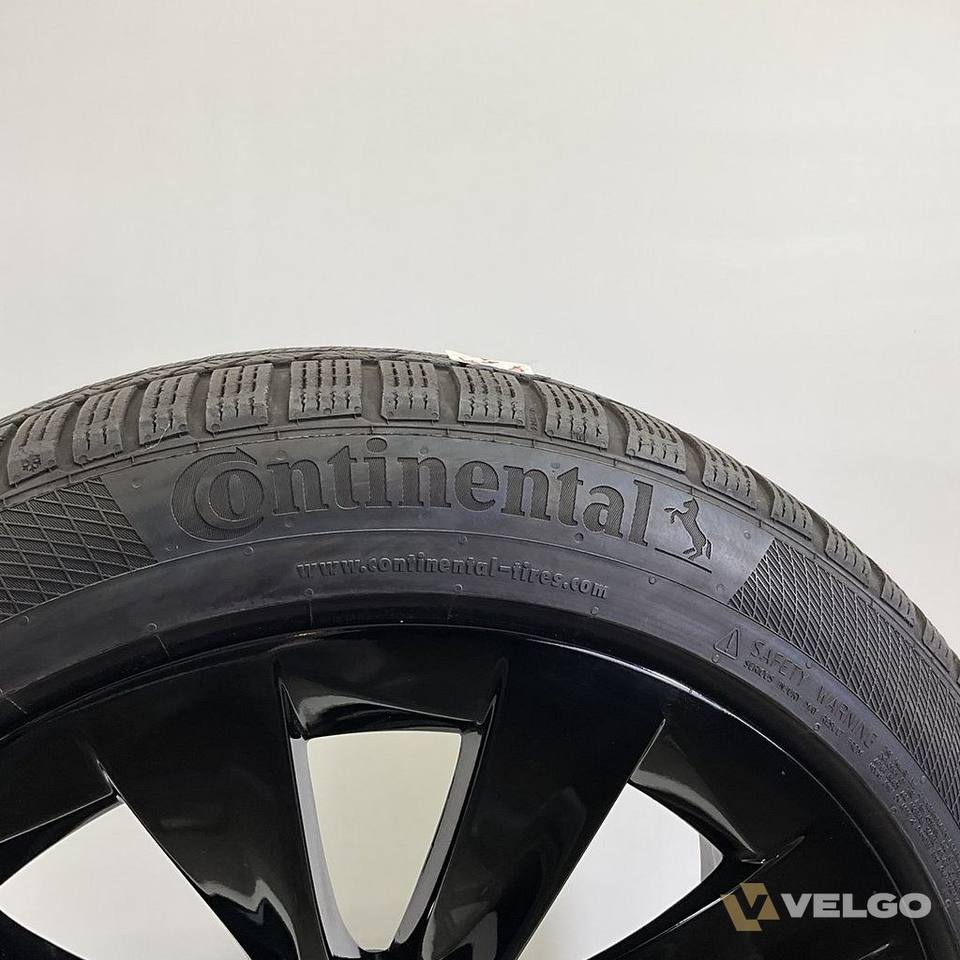 DEMO TESLA MODEL X WINTERBANDEN BREEDSET VELGEN 20 INCH — foto 3