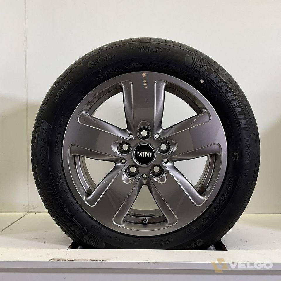 MINI COOPER STYLING 517 SET VELGEN + ZOMER BANDEN 16 INCH — foto 3