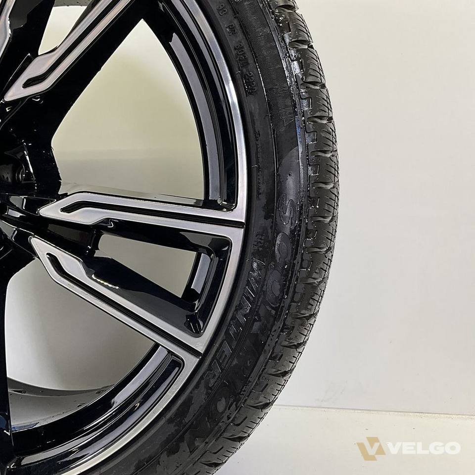 BMW X5 G05 X6 G06 BREEDSET VELGEN + WINTERBANDEN 22 INCH ORIG. 747M — foto 9