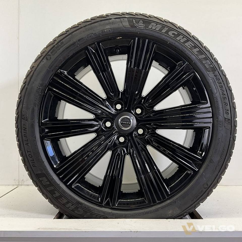 VOLVO V60 S60 VELGEN SET WINTERBANDEN 18 INCH * — foto 3