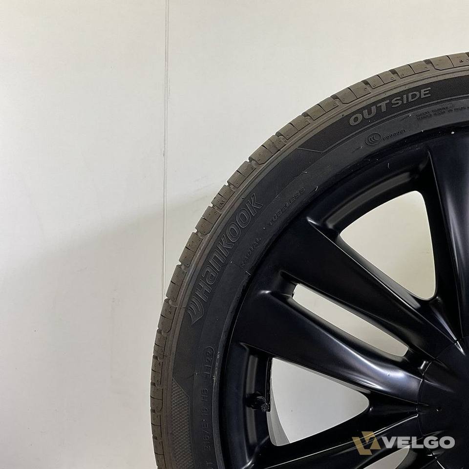 TESLA MODEL Y ZOMERBANDEN SET VELGEN 20 INCH — foto 7