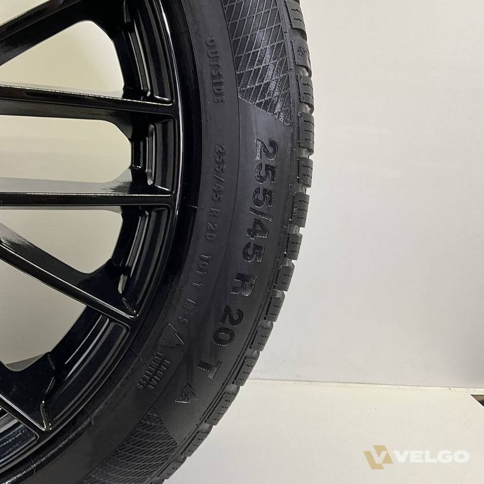 VOLKSWAGEN ID4 VELGEN BREEDSET WINTERBANDEN 20 INCH — foto 4
