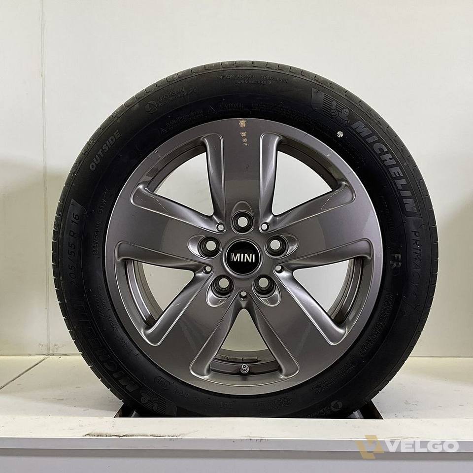 MINI COOPER STYLING 517 SET VELGEN + ZOMER BANDEN 16 INCH — foto 4