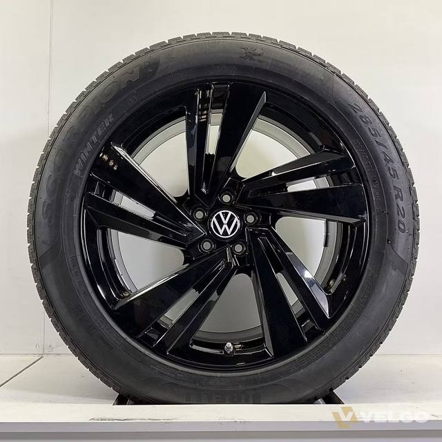 VOLKSWAGEN NEVADA TOUAREG III Q7 Q8 VELGEN SET WINTERBANDEN 20 INCH — foto 1