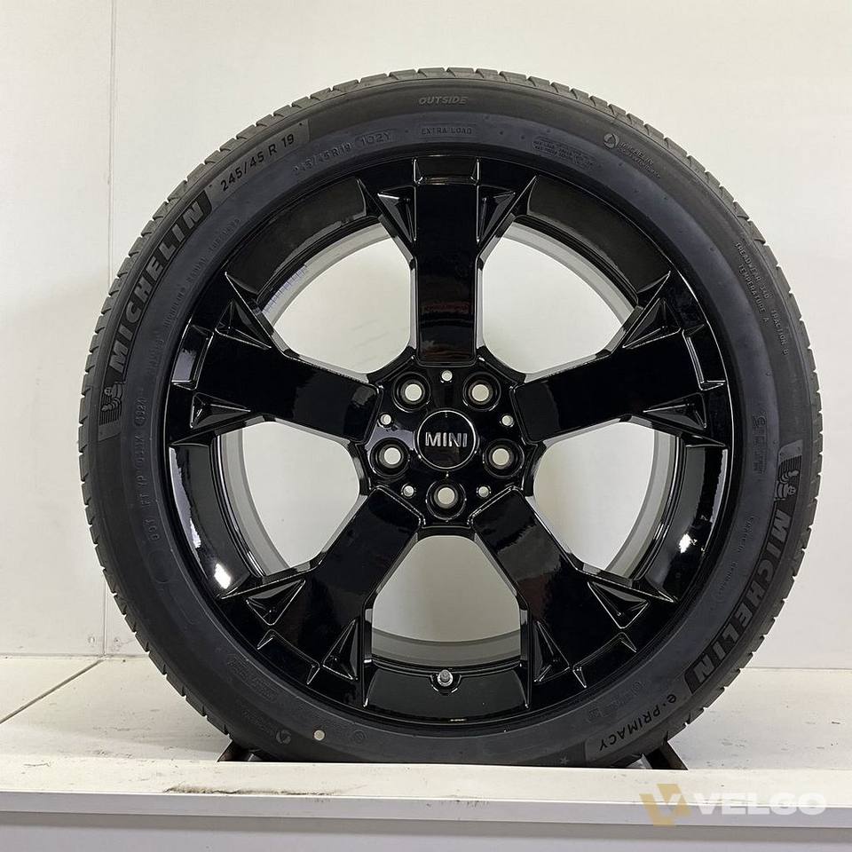 MINI COUNTRYMAN U25 JCW 948 SET VELGEN + ZOMERBANDEN 19 INCH — foto 2