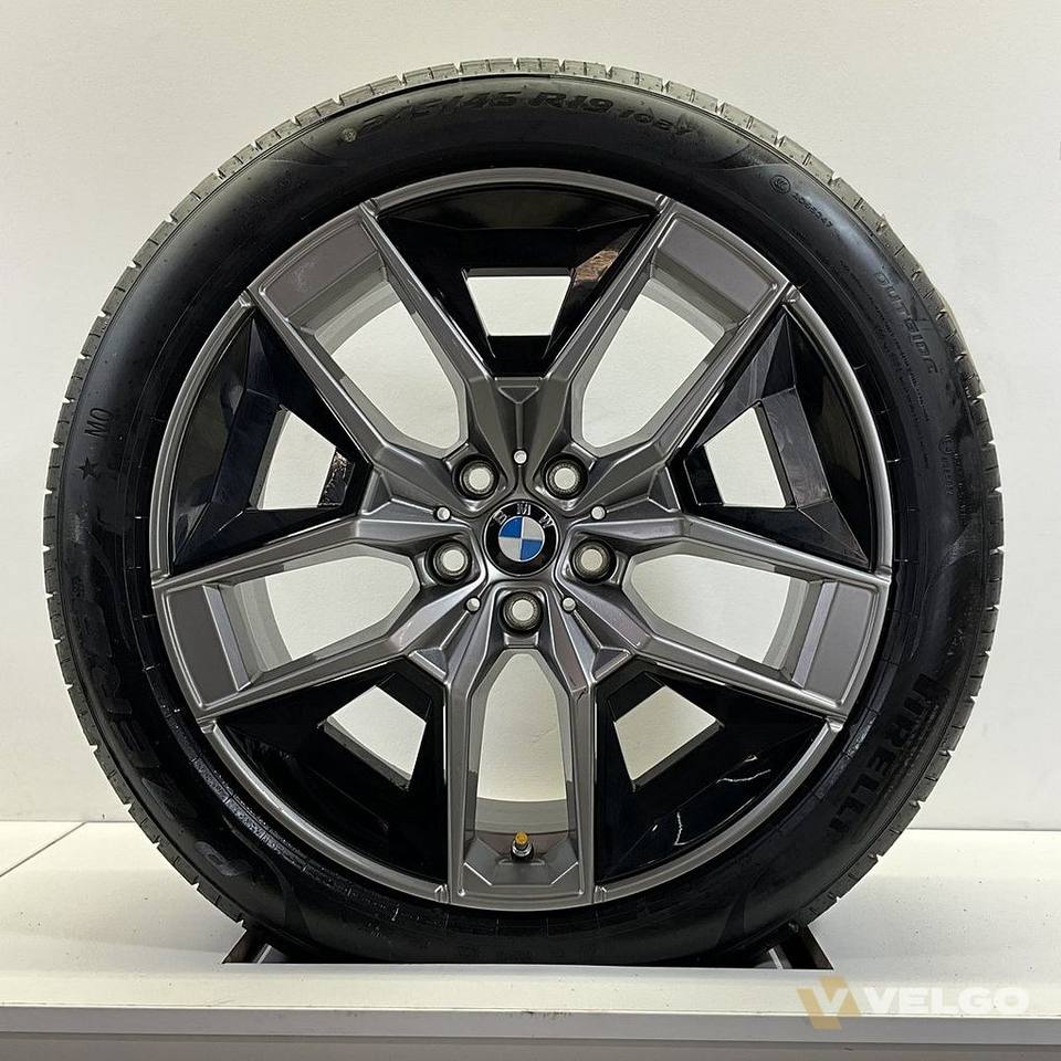 BMW 5 SERIE G60 I5 G60 SET VELGEN + ZOMERBANDEN 19 INCH ORIG. 934* — foto 3