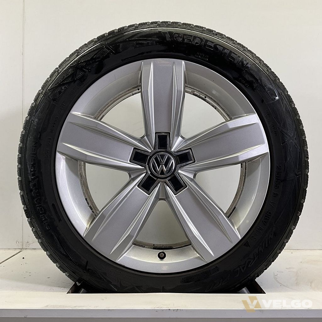 VOLKSWAGEN PASSAT B8 CORVORA SET WINTERBANDEN 17 INCH