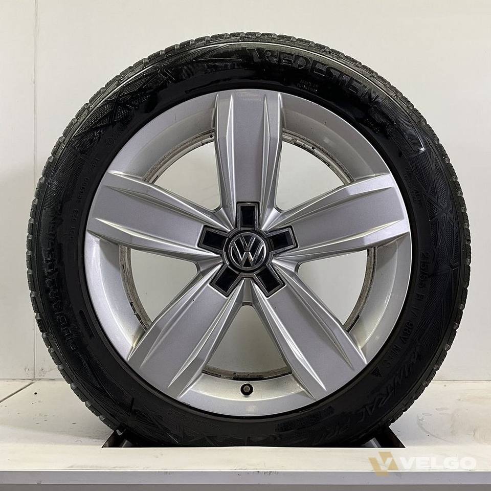 VOLKSWAGEN PASSAT B8 CORVORA SET WINTERBANDEN 17 INCH — foto 1