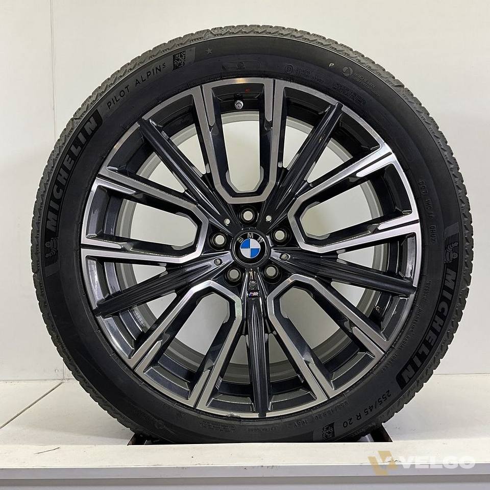BMW 7 SERIE G70 I7 G70 X3 G45 SET VELGEN + WINTERBANDEN 20 INCH ORIG. 817M — foto 4